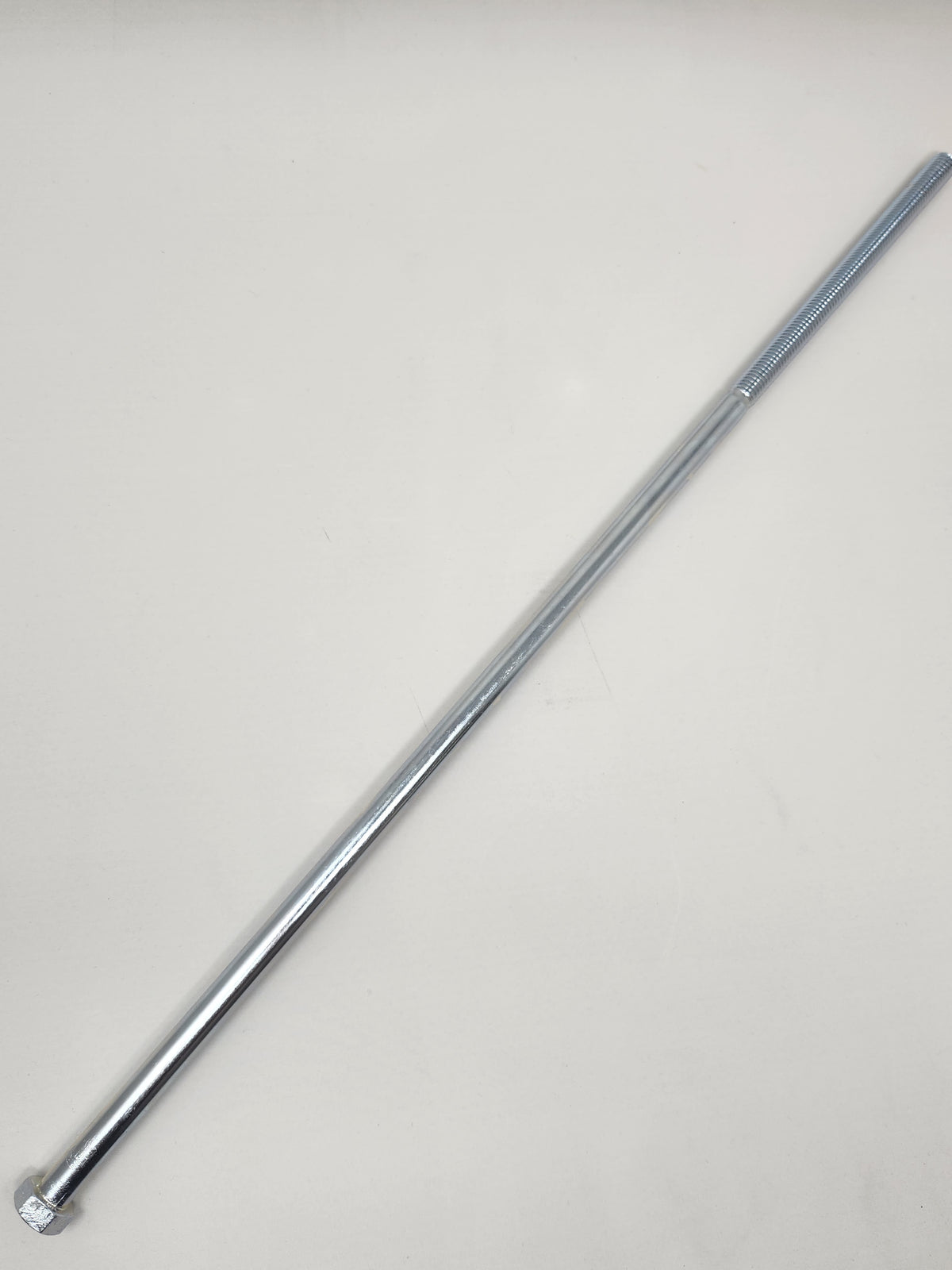 Tiregate Pivot Bolt