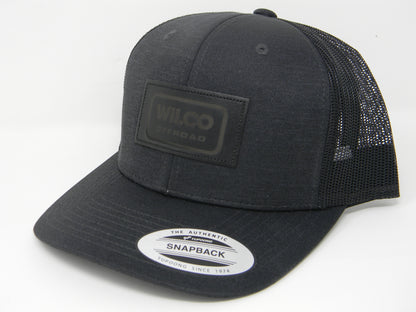 BADGE SNAPBACK HAT