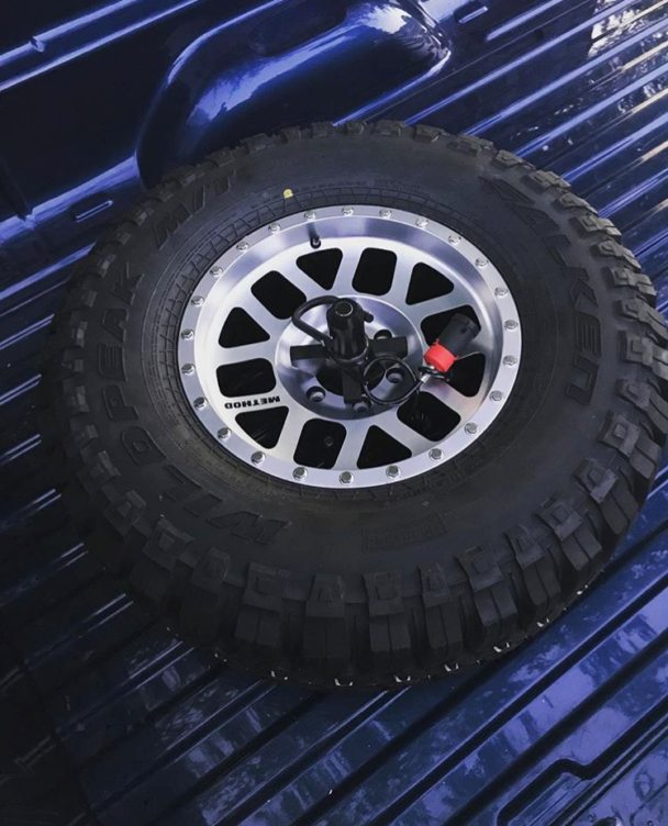 Flat Bed Mount Tire Carrier